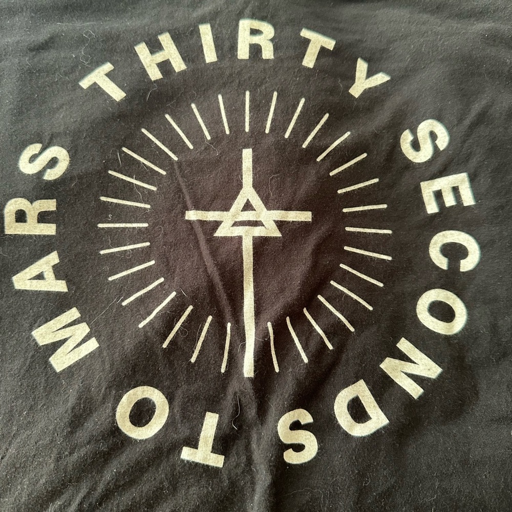 Thirty Second To Mars T-Shirt Men's Size L
Short Sleeve Graphic Crew Neck Black